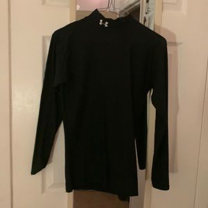 Under armor black long sleeve sports shirt